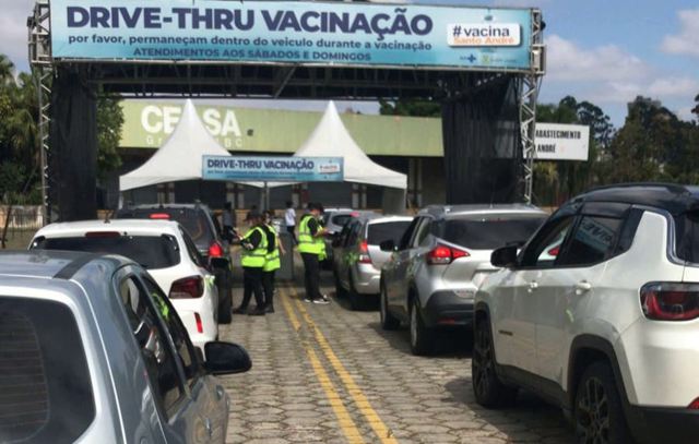 Santo André aplica mais de 9 mil vacinas contra Covid e gripe no feriado prolongado