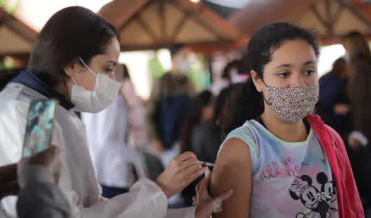 Ribeirão Pires é a cidade que mais vacinou jovens no ABC