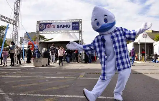 Santo André aplica 4.833 doses de vacinas contra gripe e Covid-19 neste fim de semana