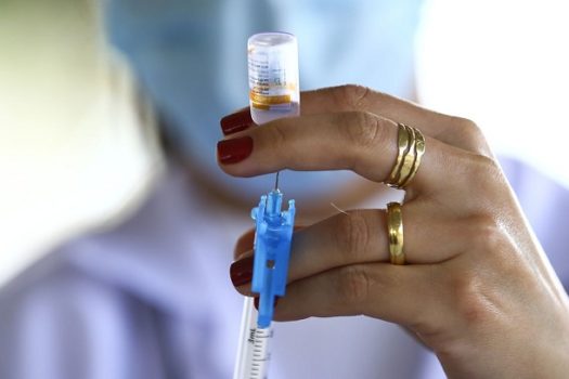 Vacina do HPV é a principal aliada na prevenção do câncer de colo de útero