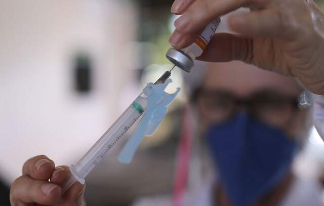 Saúde promove vacinação durante 43ª Festa das Cerejeiras no Parque do Carmo