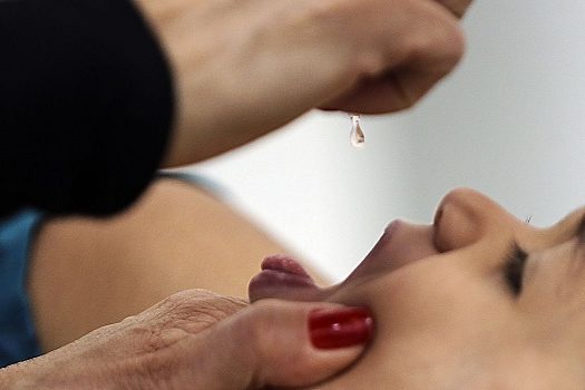 Campanha de vacinação contra a pólio termina nesta sexta-feira (30)