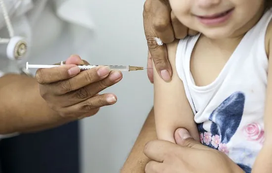 A importância da vacinação infantil contra Covid-19