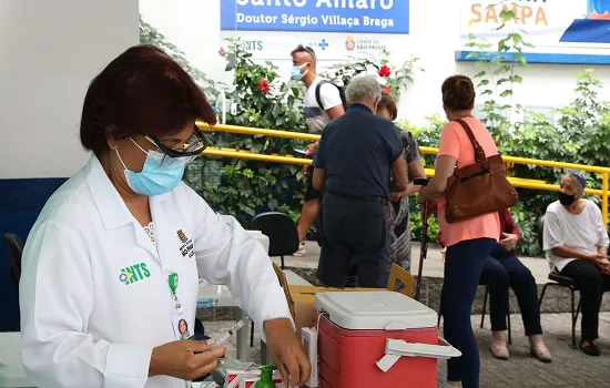 Covid-19: SP começa a aplicar hoje (18) a quarta dose da vacina em idosos com 80 anos ou +