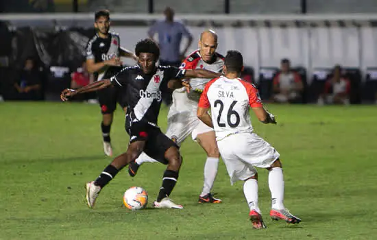 Vasco vence Caracas e tem vantagem para confronto da próxima semana