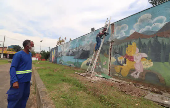 Vazamento de água em escola municipal custou R$ 100 mil à Prefeitura