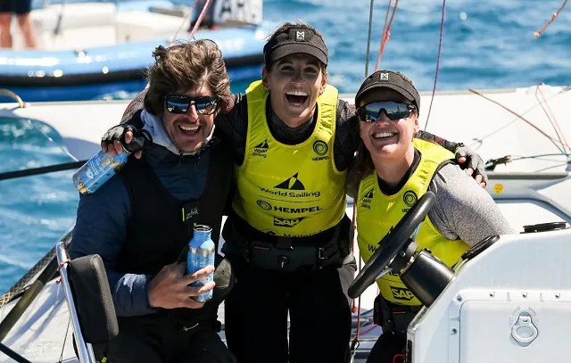 Martine e Kahena conquistam tradicional evento de vela na Espanha