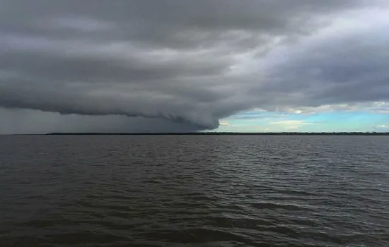 Marinha do Brasil alerta sobre ventos no sul e sudeste do país