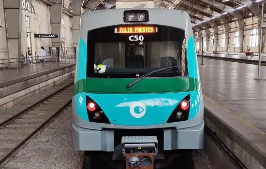 Estações Eucaliptos e Vila Sônia de metrô e Estação Autódromo de trem recebem exposições