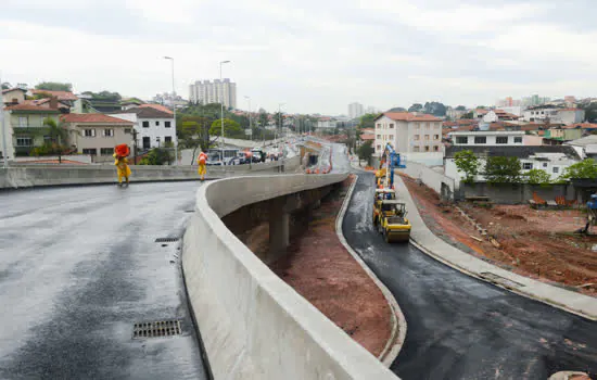 São Bernardo libera o trânsito no sentido centro do Viaduto Castelo Branco