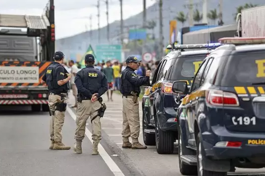 Rodovias federais têm 18 pontos de bloqueio em três estados