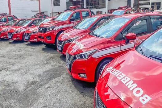 Prefeitura de São Paulo entrega 32 viaturas para o Corpo de Bombeiros da Polícia Militar