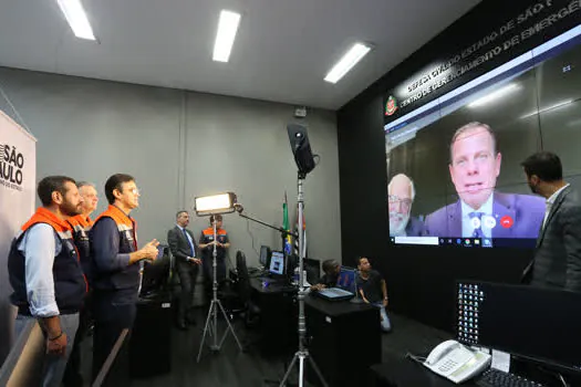 Doria faz videoconferência com Rodrigo Garcia para definir prioridades após inundações