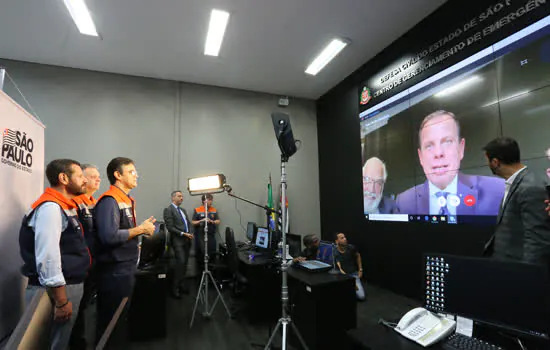 Doria faz videoconferência com Rodrigo Garcia para definir prioridades após inundações