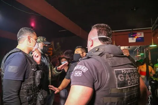 Festa clandestina é interrompida pelo Comitê de Blitze na Zona Leste da capital