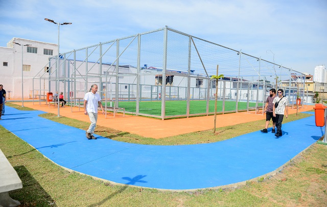 Prefeito Orlando Morando inaugura na Vila Vivaldi a 61ª Praça-Parque