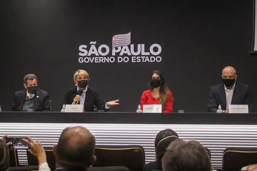 Governo de SP promove ações sociais em evento inédito de Natal