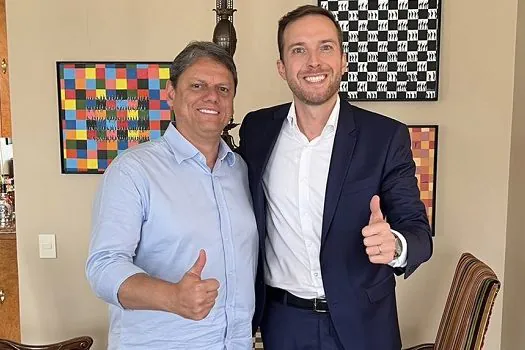 Vinicius Poit (Novo) declara apoio a Tarcísio e Bolsonaro no segundo turno