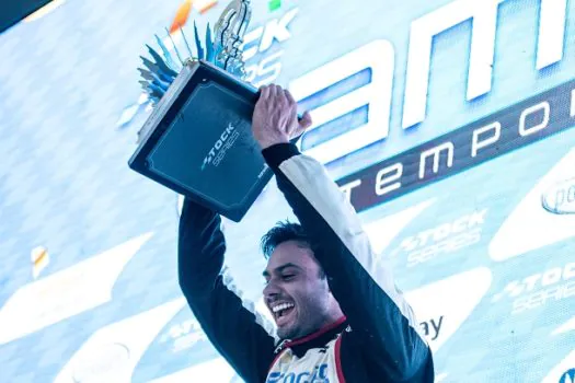 Vitor Baptista é campeão da Stock Series