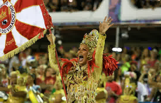 Viradouro é a grande campeã do carnaval do Rio 2020