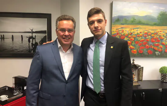 Thiago Auricchio recebe visita do prefeito de Rio Grande da Serra