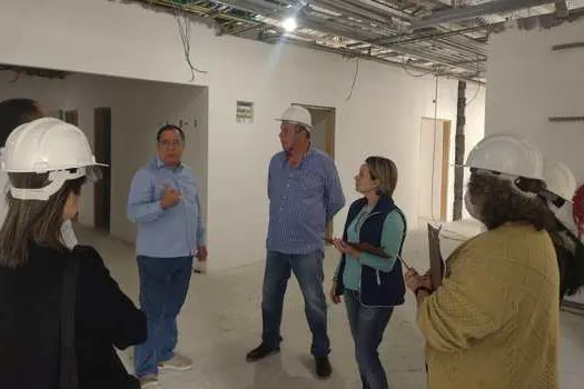 Técnicos da saúde vistoriam obras do Hospital Santa Luzia