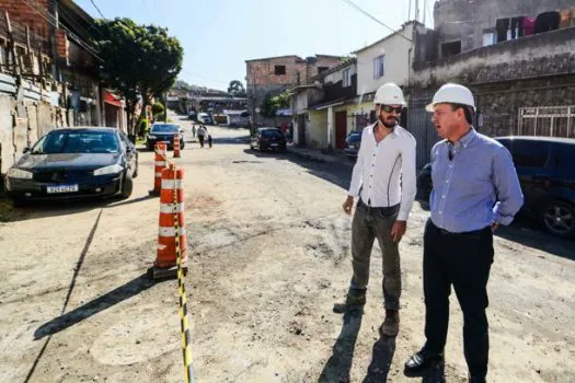 Prefeito Orlando Morando vistoria início das obras para urbanização do Serro Azul