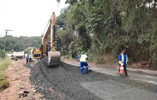 Técnicos de Ribeirão Pires vistoriam obras junto ao DER na Sete Cruzes