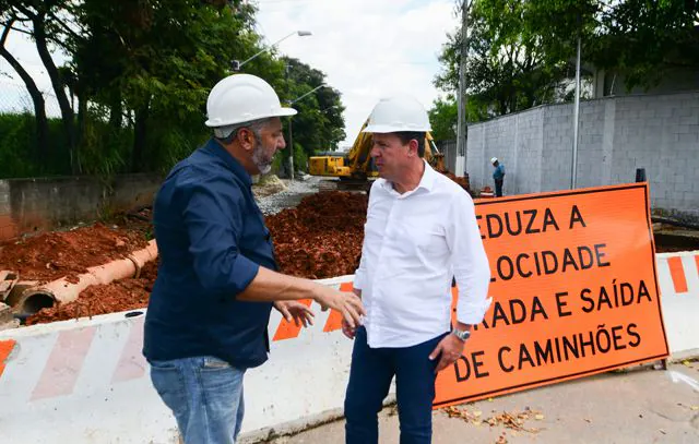 Ligação da Marginal Ribeirão dos Couros com Avenida Piraporinha entra na reta final