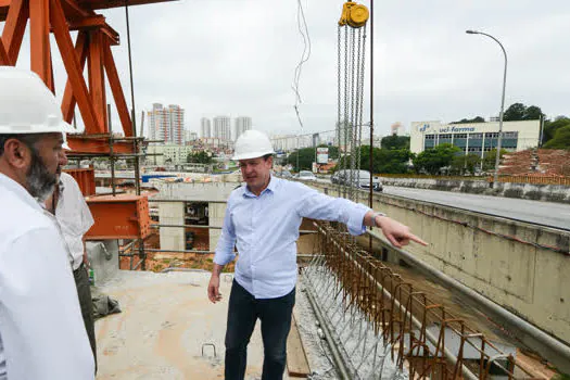 Orlando Morando vistoria obras do Viaduto e complexo viário Tereza Delta