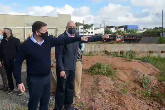 Em São Bernardo, canalização do Córrego Ribeirão dos Couros será concluída em 100 dias