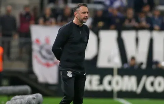 Vítor Pereira desabafa após classificação: “Objetivo que nos une é o Corinthians”