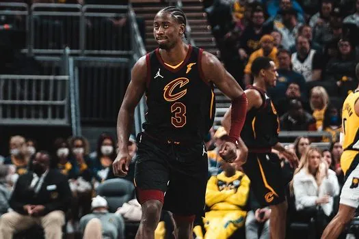 LeVert reencontra Pacers e brilha no fim para garantir vitória dos Cavaliers