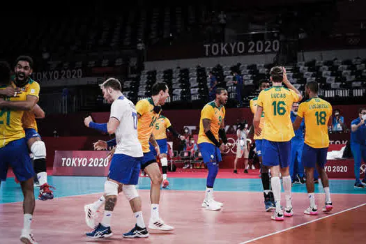 TÓQUIO 2020: Seleção masculina vira o jogo e vence a Argentina por 3 sets a 2