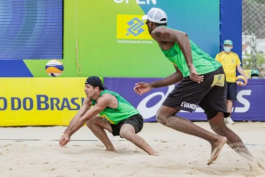 CIRCUITO BRASILEIRO: 12 duplas seguem na disputa masculina após 1º dia de torneio