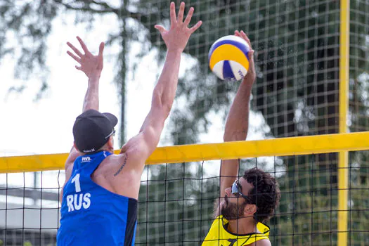 Brasil larga com vitórias das três duplas masculinas na etapa de Varsóvia