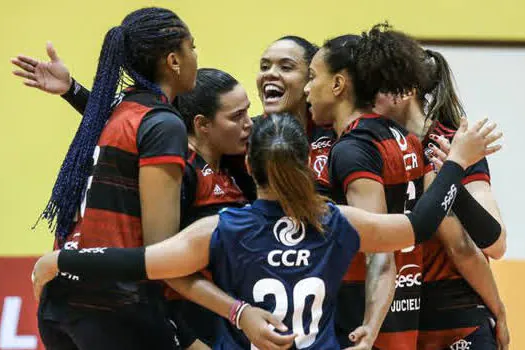 Superliga Banco do Brasil: Sesc RJ Flamengo e Osasco São Cristóvão Saúde disputam clássico