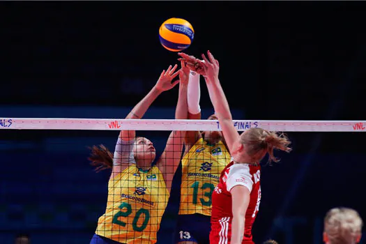 Vôlei feminino: Brasil vence Polônia e está na semifinal