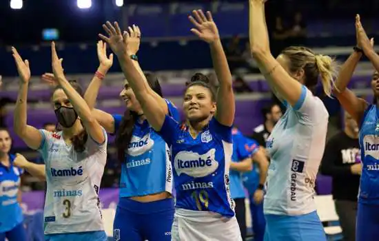 Superliga Feminina: Léia comanda o fundo de quadra do Itambé/Minas em mais uma final