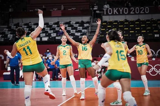 Buscando liderança do Grupo, Brasil enfrenta Japão no vôlei feminino