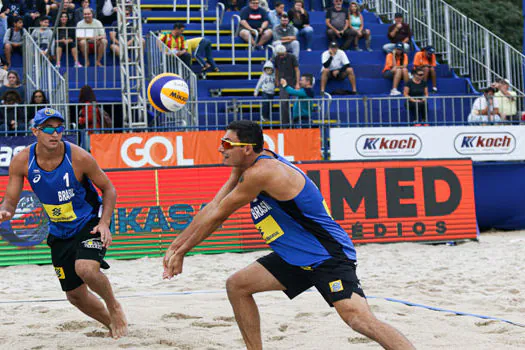 Vôlei de praia: Brasil se despede do torneio masculino em Itapema