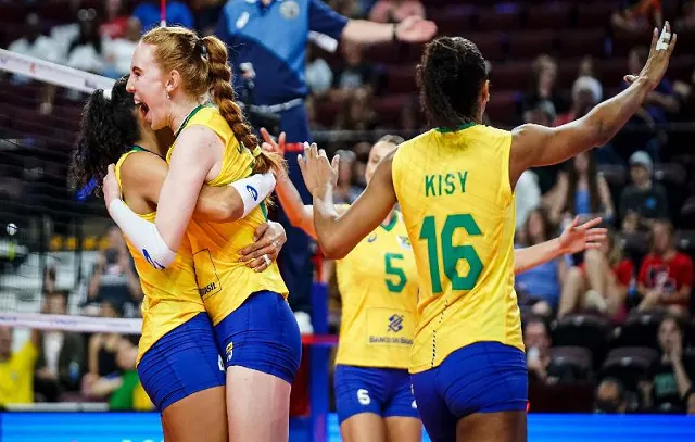 Seleção feminina de vôlei passa fácil pela Alemanha na Liga das Nações