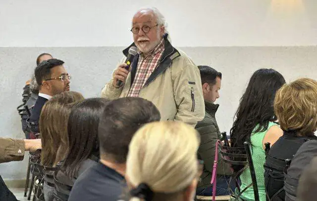 Professor Clovis Volpi ministra palestra sobre Gestão Pública em São Caetano