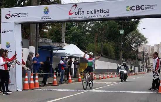 Kleber Ramos e Thayná Araújo vencem a 23ª Volta Ciclística Internacional do Grande ABC