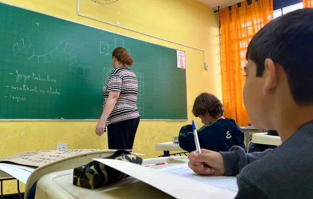 Ribeirão Pires recepciona alunos na volta às aulas