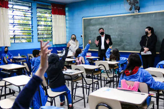 São Bernardo realiza testes rápidos de Covid-19 em alunos da rede municipal