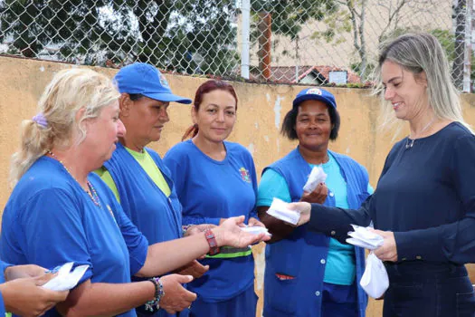 Com ajuda de voluntários, Fundo Social de Ribeirão Pires doa máscaras