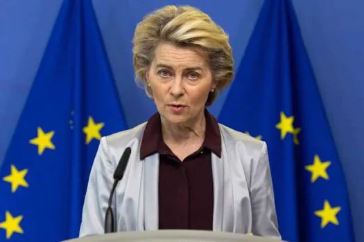 Von der Leyen e comissários da UE visitam Ucrânia em meio a ataques contra civis