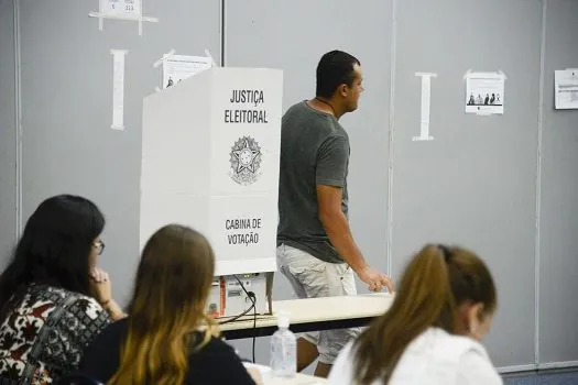 Horário de votação termina em todo o país