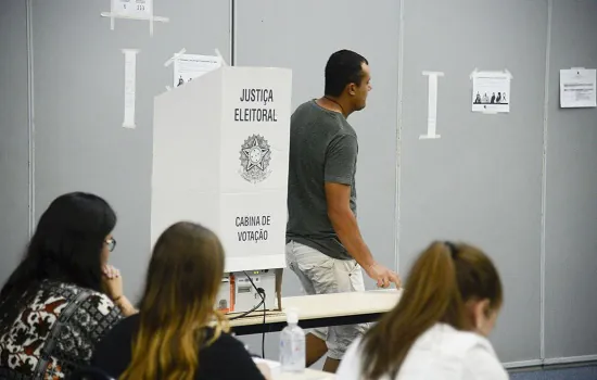 Horário de votação termina em todo o país